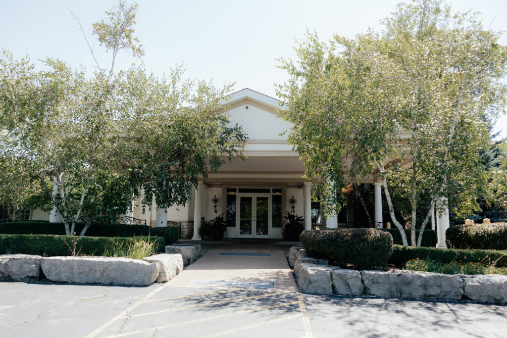 The entrance of Kloc's Grove Wedding Venue in Buffalo, New York.